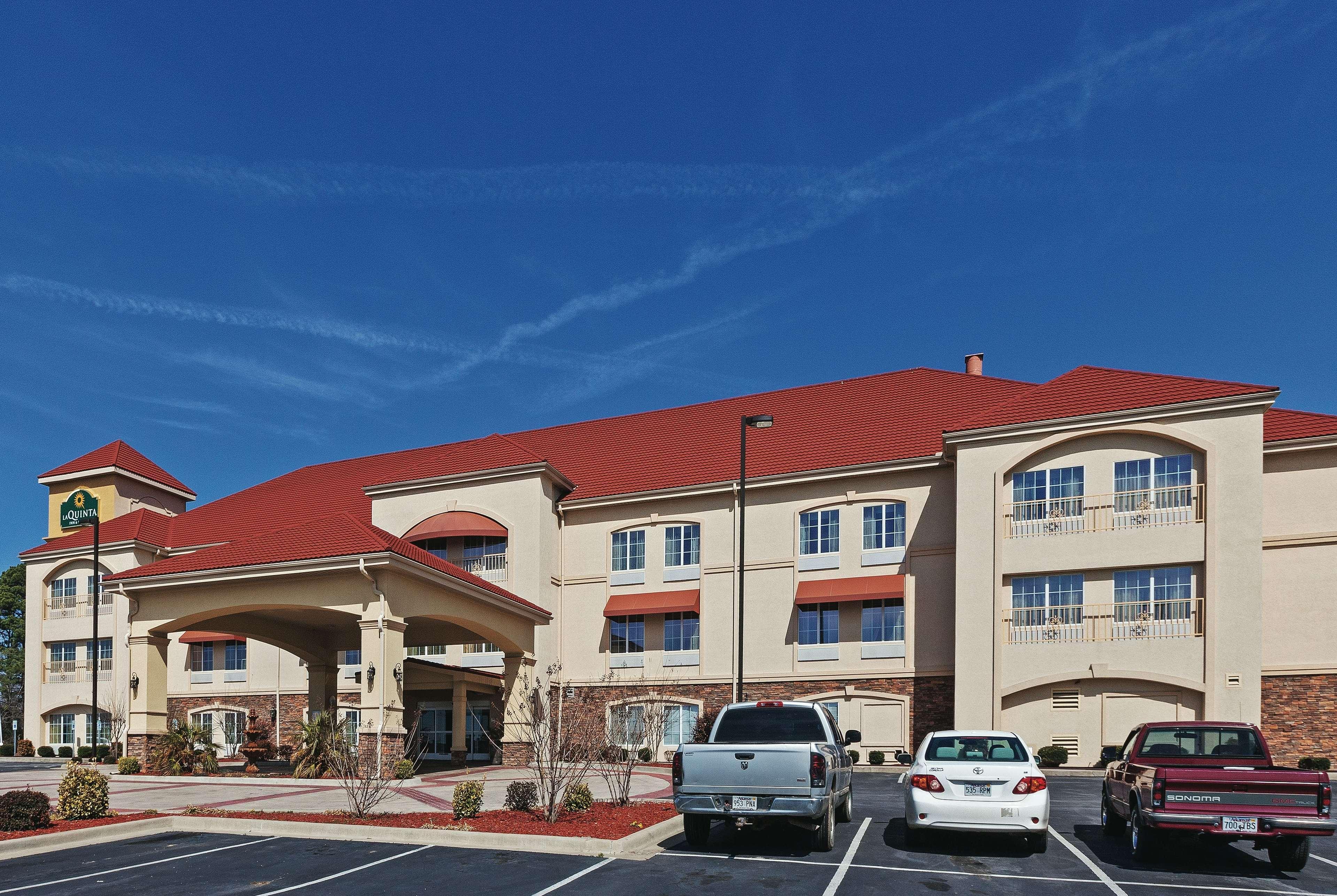 La Quinta By Wyndham Searcy Hotel Exterior photo